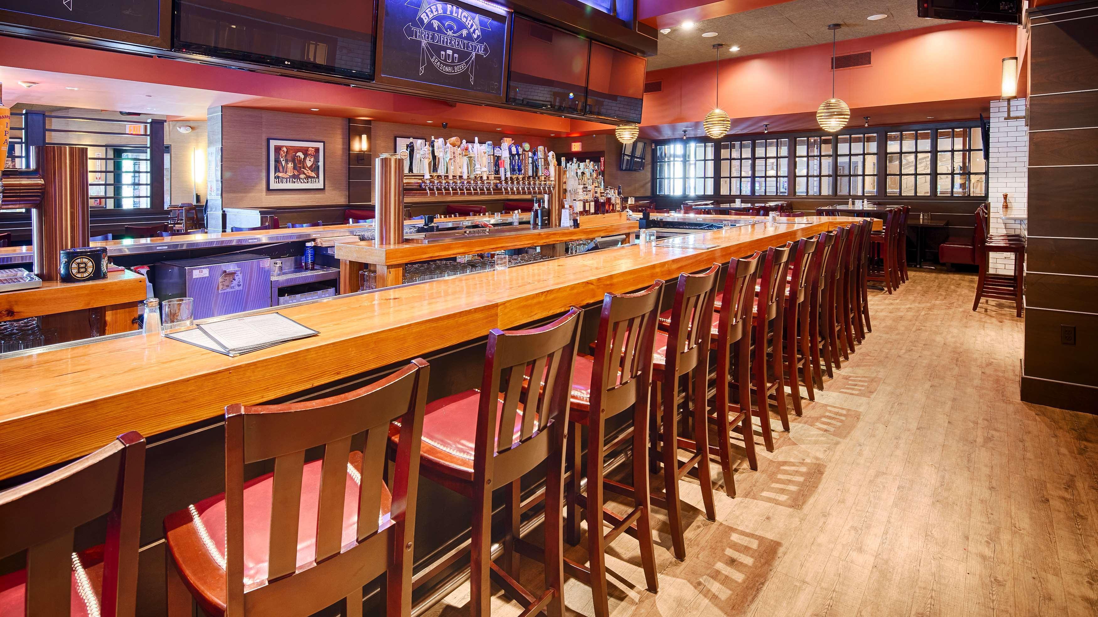 Best Western Plus Waltham Boston Екстер'єр фото