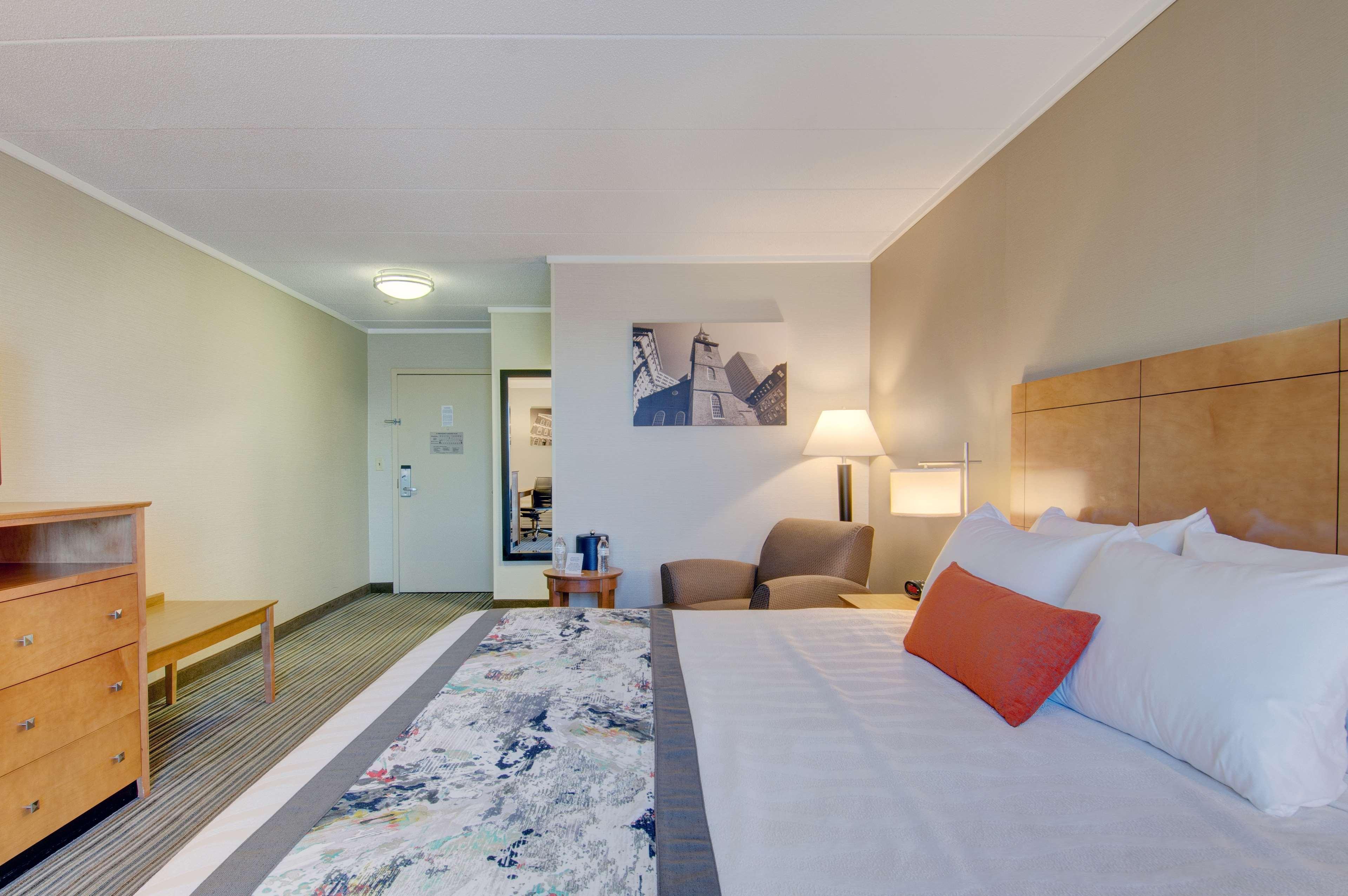 Best Western Plus Waltham Boston Екстер'єр фото
