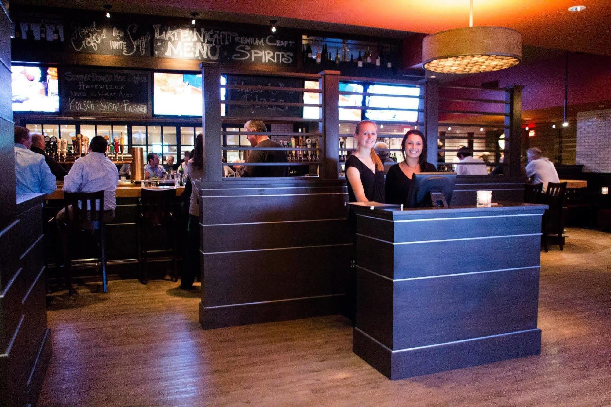 Best Western Plus Waltham Boston Екстер'єр фото